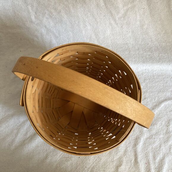Vintage Longaberger 1996 Round Apple Harvest Basket - Picture 2 of 7